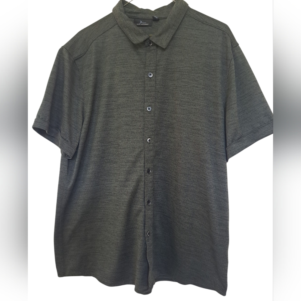 Marc Anthony Men's Button-down Shirt